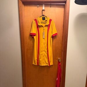 BloomChic waitress costume